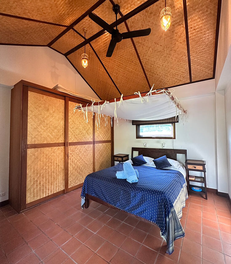 Villa Vista in Hua Hin-Luxury furnishings and modern bedroom